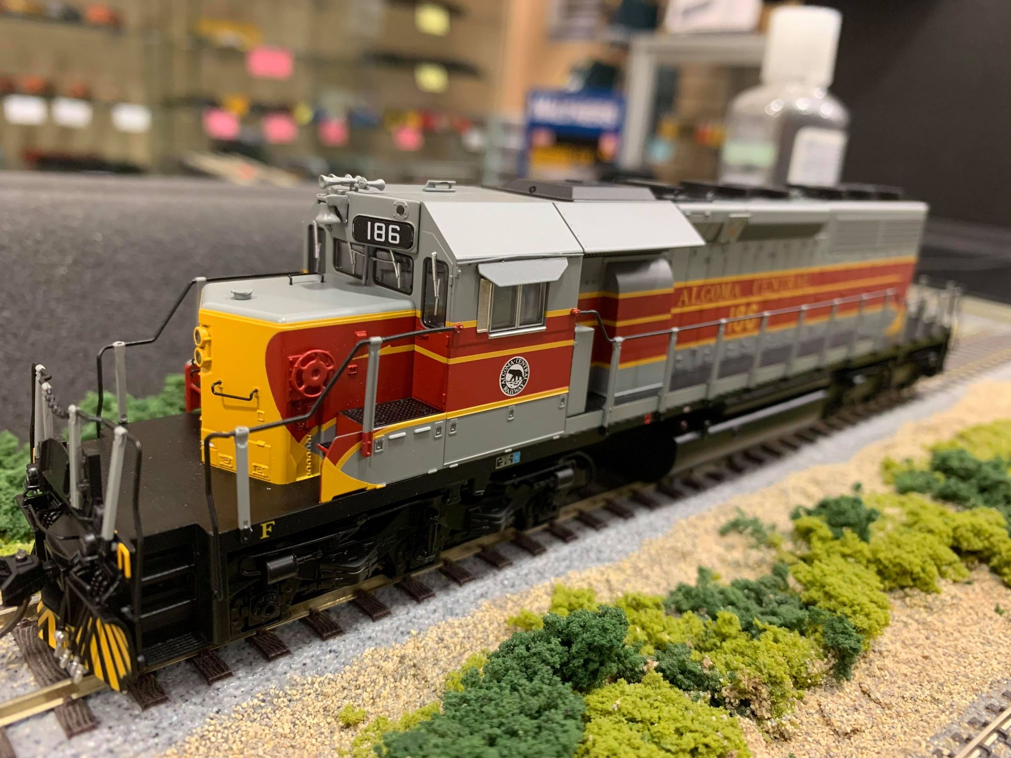 KATO EMD SD40 37-6321 Algoma Central　㉜ Kato 37-6321 HO EMD SD40 Algoma Central AC #180 | #511492640